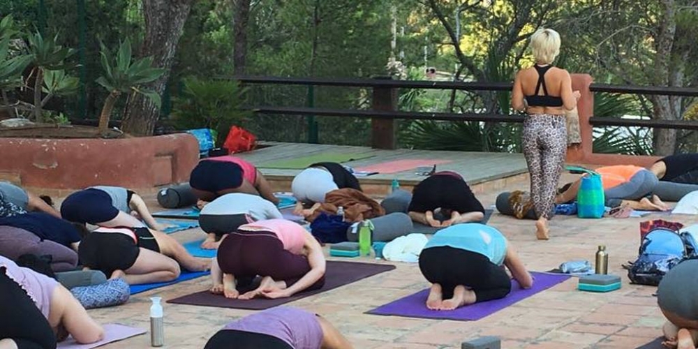 yin yoga teacher trainingen op ibiza